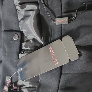 NWT Flawless Tiered Black ESCADA Skirt Size 44